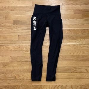 Barry’s Bootcamp branded Lululemon black leggings